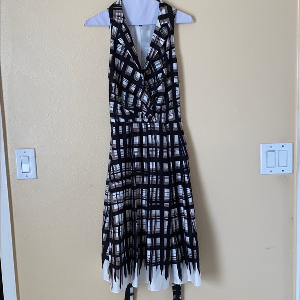 Casual dress - Picture 13 of 13
